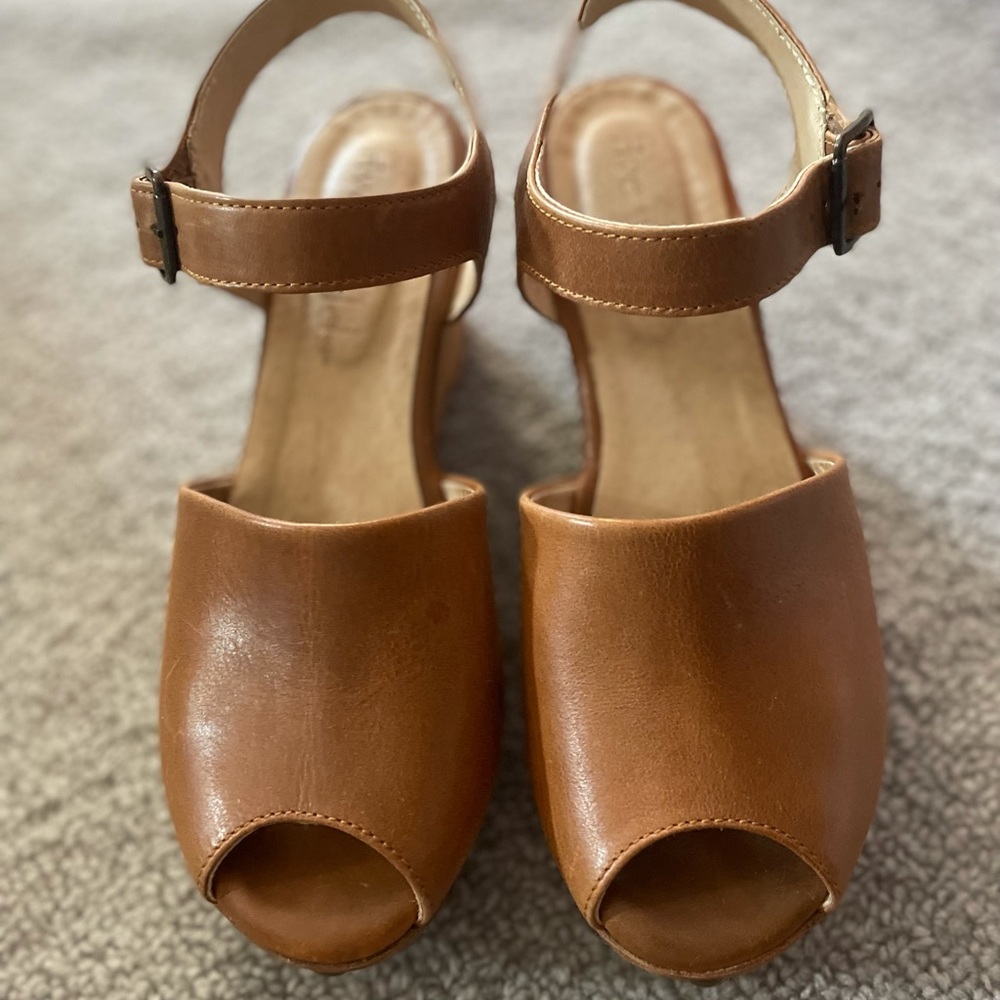 Light Brown Leather Clog Sandal, Five Worlds brand by Cordani, Size 37.5